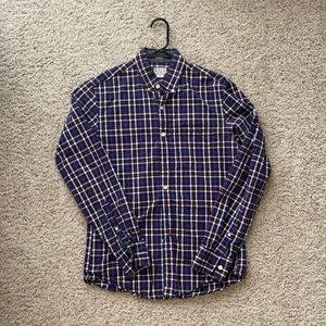 Men’s slim fit plaid button down